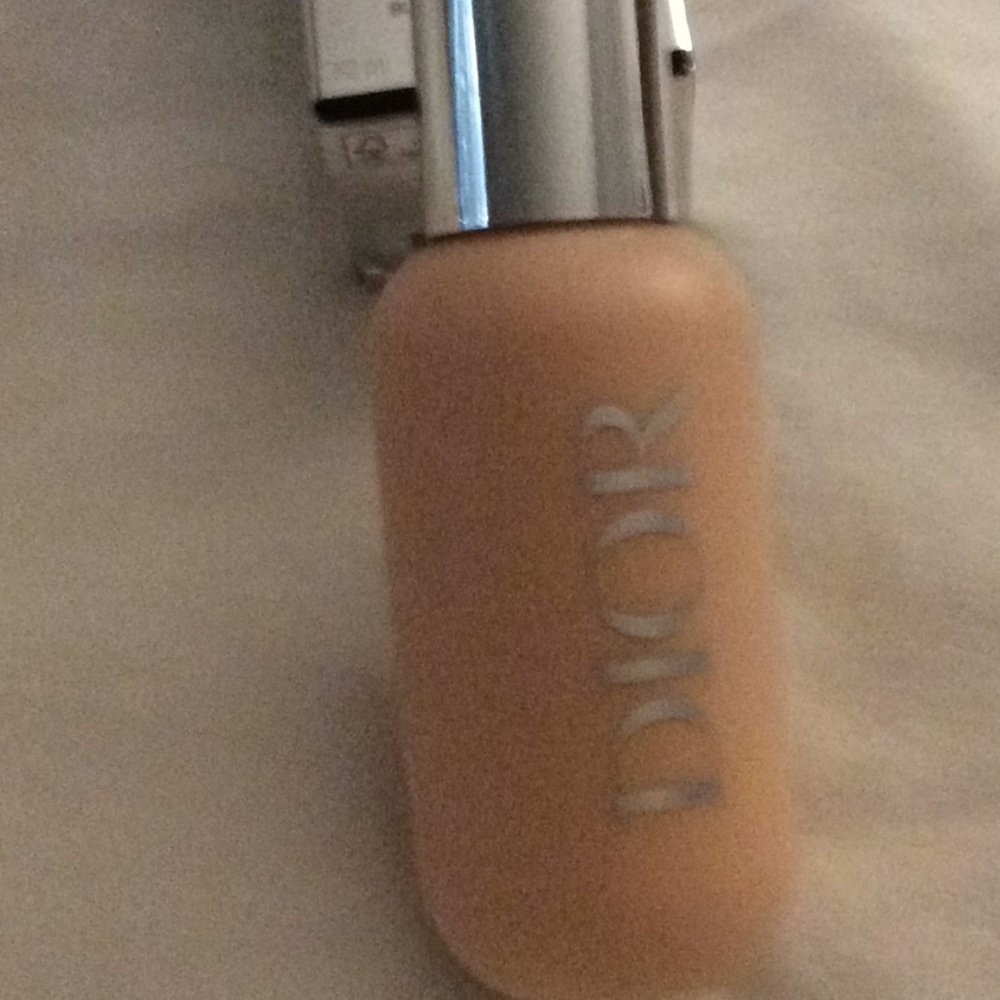 Christian Dior foundation - Picture 4 of 4